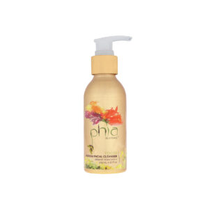 Matcha-Facial-Cleanser-Focus